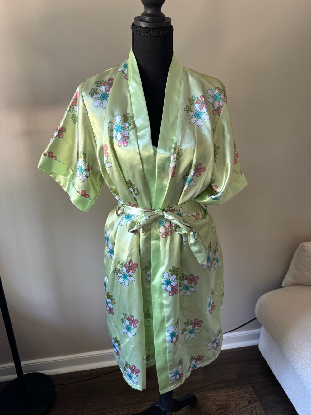 Silky Floral Print Short‎ Robe Set - Light Green
